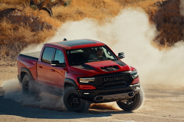 Ram 1500 TRX: Đối thủ nặng ký của Ford Raptor chính thức chào sân - Ảnh 1.