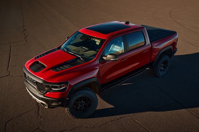 Ram 1500 TRX: Đối thủ nặng ký của Ford Raptor chính thức chào sân - Ảnh 12.