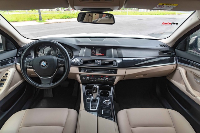 Ngang giá VinFast Lux A2.0, BMW 520i bán lại sau quãng đường đáng kinh ngạc - Ảnh 4.