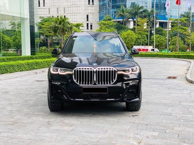 1 năm tuổi chạy 8.000km, hàng hiếm BMW X7 xuống giá rẻ hơn 1,6 tỷ đồng - Ảnh 2.