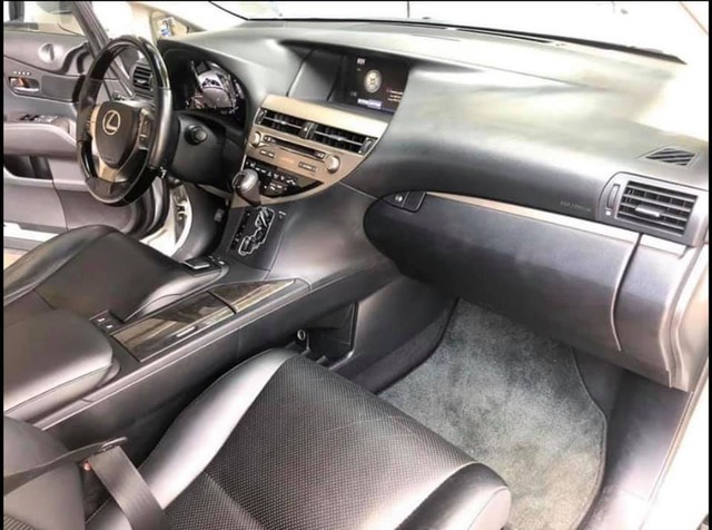 7 năm tuổi, Lexus RX 350 vẫn đắt hơn Mercedes-Benz GLC 2020 cả trăm triệu đồng - Ảnh 4.