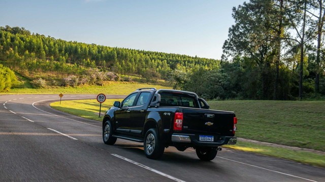 Chevrolet Colorado 2021 trình làng: Đổi thiết kế đầu xe, gây áp lực cho Ford Ranger và Mitsubishi Triton - Ảnh 5.