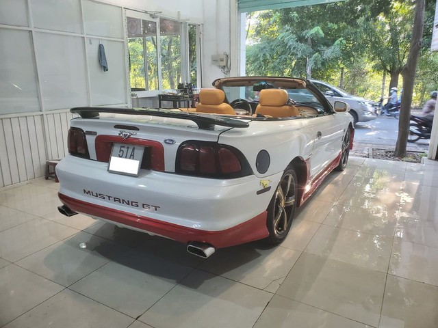 Bán Ford Mustang cổ rẻ như Hyundai Accent, đại gia chia sẻ: Xe trưng bày, bán vì garage hết chỗ - Ảnh 3.