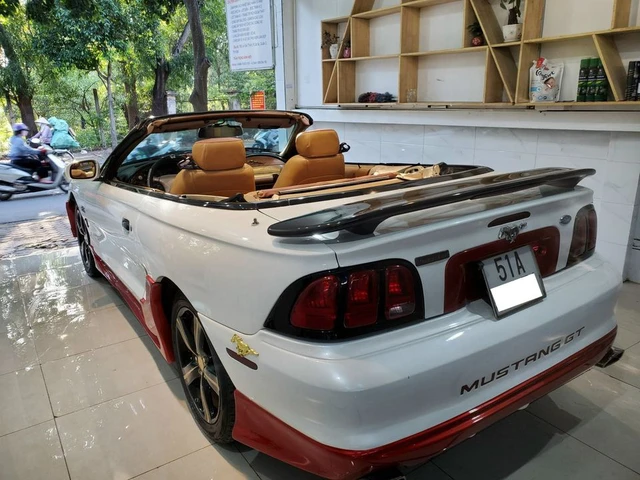 Bán Ford Mustang cổ rẻ như Hyundai Accent, đại gia chia sẻ: Xe trưng bày, bán vì garage hết chỗ - Ảnh 2.
