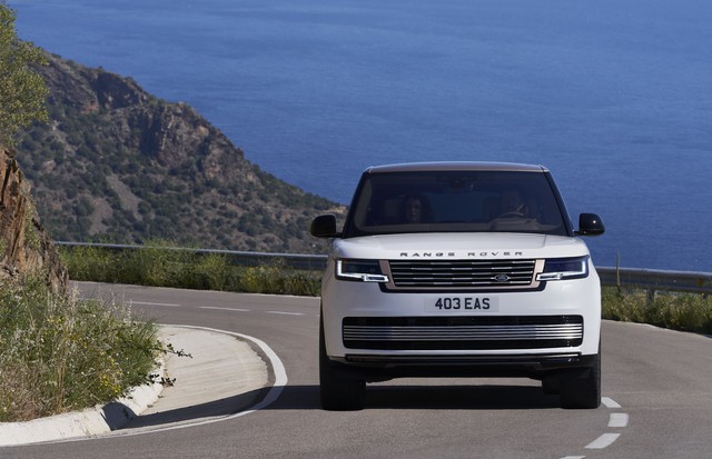 Ra mắt Range Rover 2022: Giá từ 10,879 tỷ đồng, thiết kế đỉnh cao, đã có đại gia Việt chốt đơn cọc - Ảnh 5.