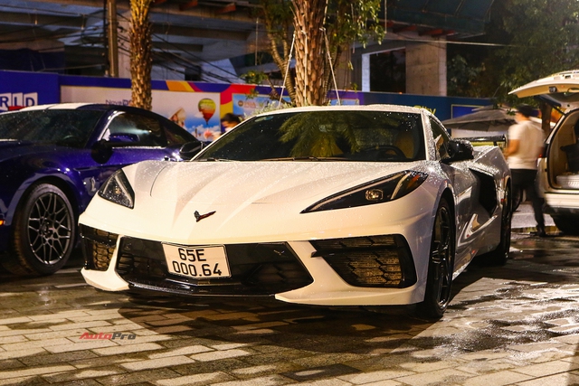 Gặp lại Chevrolet Corvette C8 độc nhất Việt Nam trên phố Sài Gòn: Từng mang biển số vàng và sở hữu hệ thống ống xả trăm triệu đồng - Ảnh 3.