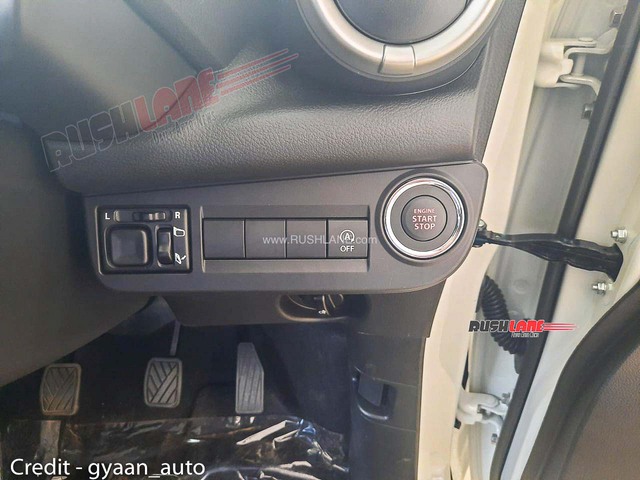Thêm ảnh Suzuki Celerio đời mới về đại lý trước ngày ra mắt - Ảnh 10.