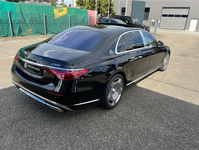 Mercedes-Maybach S 580 2021 đầu tiên lên đường về Việt Nam, giá đồn đoán 12-14 tỷ đồng - Ảnh 2.