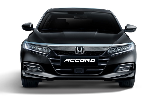 Honda Accord 2022 giá từ 1,319 tỷ đồng tại Việt Nam: Thêm 5 tính năng mới, chạy đua công nghệ với Toyota Camry - Ảnh 1.