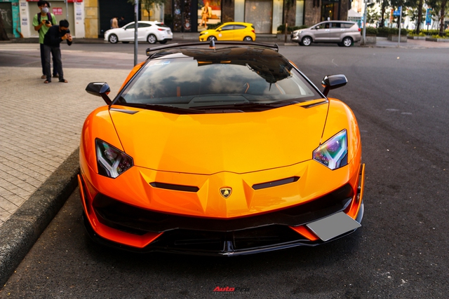 Cận cảnh Lamborghini Aventador SVJ Roadster màu cam vừa về Việt Nam - Ảnh 5.