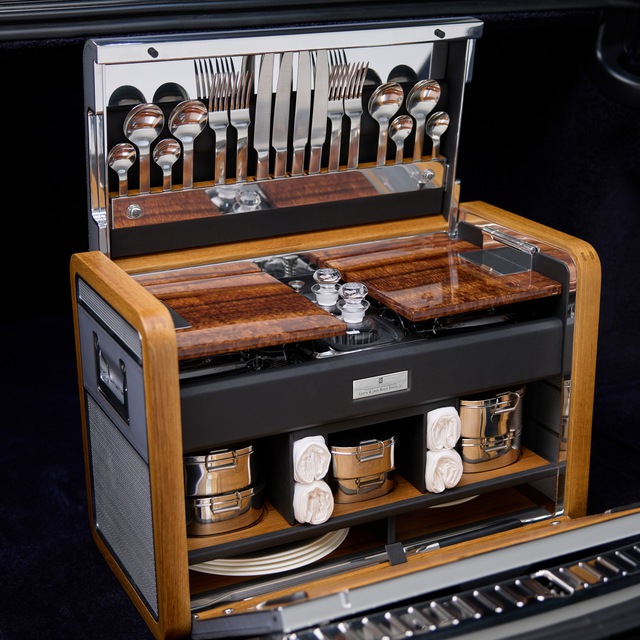 Khám phá Rolls-Royce Phantom độc nhất vô nhị sử dụng gỗ Koa siêu quý hiếm - Ảnh 4.