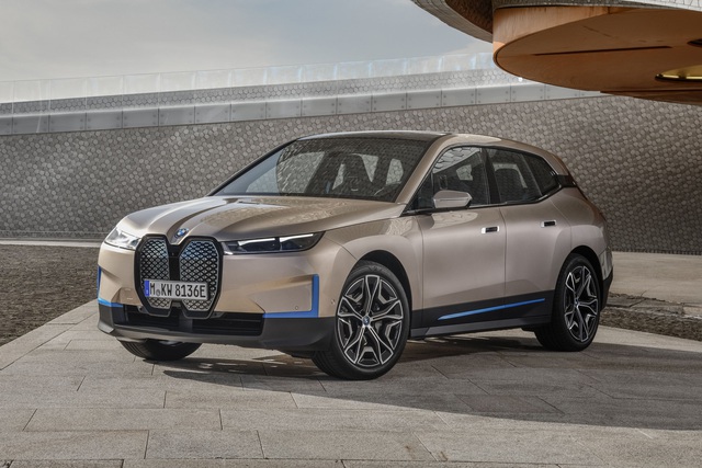 BMW không sẵn lòng cam kết chỉ bán xe điện từ năm 2040 trở đi vì lý do này - Ảnh 2.