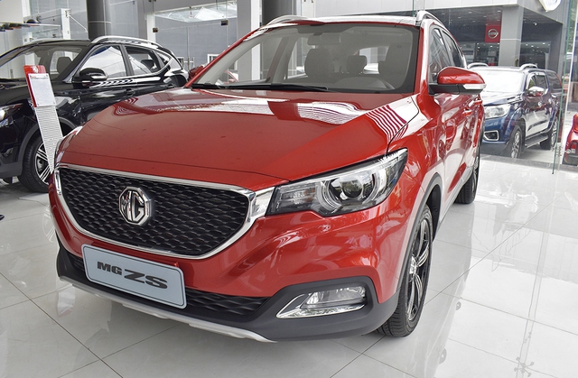 Dọn hàng tồn, MG ZS giảm giá sốc còn hơn 400 triệu đồng: Cạnh tranh Kia Seltos nhưng rẻ hơn Morning - Ảnh 1.