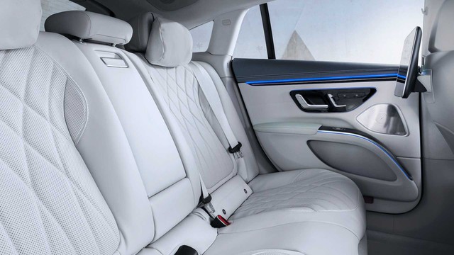 Choáng ngợp nội thất thế hệ mới của Mercedes-Benz: Nguyên táp lô là màn hình khổng lồ - Ảnh 7.