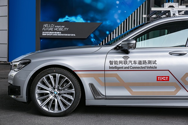 Huawei đầu tư 1 tỉ USD chạy đua xe điện và công nghệ tự lái - Ảnh 1.