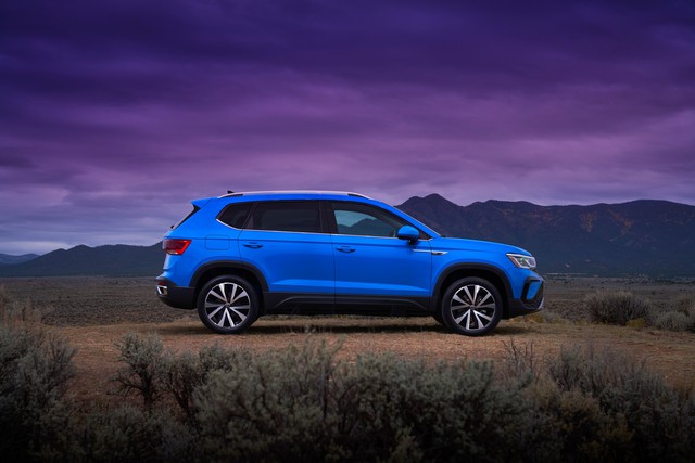 Volkswagen Taos đấu Kia Seltos bằng giá quy đổi từ 530 triệu chưa kể ship - Ảnh 1.
