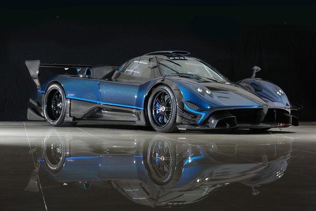 Pagani Zonda full carbon độc nhất tìm chủ mới, giá quy đổi có thể hơn 100 tỷ đồng - Ảnh 1.