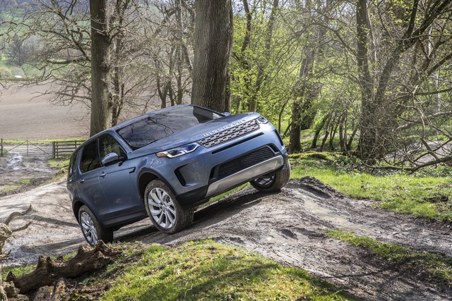 Range Rover Evoque và Discovery Sport thế hệ mới chuẩn bị thay đổi khung gầm tối ưu cho động cơ điện - Ảnh 2.