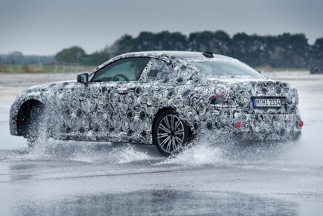 BMW 2-Series 2021 sắp ra mắt: Có bản siêu mạnh dành riêng cho dân mê tốc độ - Ảnh 2.