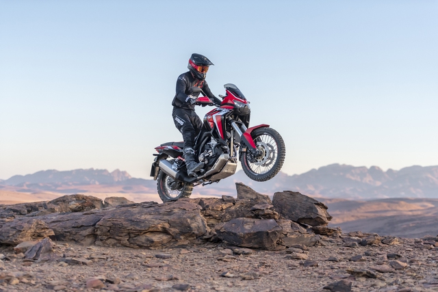 Honda Africa Twin 2021 ra mắt Việt Nam, giá từ 590 triệu đồng ngang City RS - Ảnh 7.