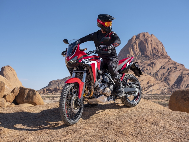 Honda Africa Twin 2021 ra mắt Việt Nam, giá từ 590 triệu đồng ngang City RS - Ảnh 2.