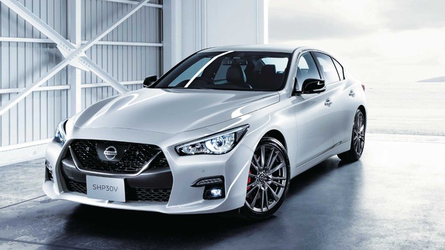 Nissan Skyline - Dòng sedan thể thao nổi tiếng một thời trước cơ hội trở lại - Ảnh 1.