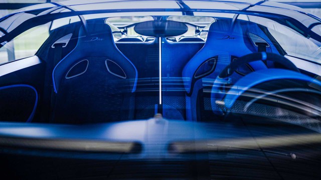 Xuất xưởng Bugatti Divo cuối cùng - Siêu xe có giá đắt gấp đôi Chiron, chỉ giới hạn 40 xe và không chiếc nào giống nhau - Ảnh 4.