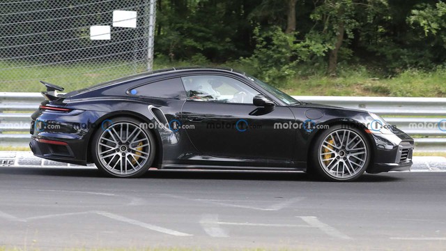 Porsche 911 phiên bản mới sắp ra mắt nhưng không được lòng nhiều fan vì một lý do - Ảnh 3.