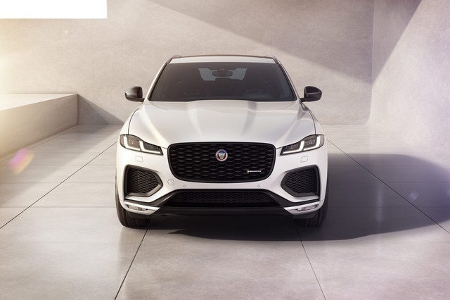 Về Việt Nam chưa lâu, Jaguar F-Pace đã có bản nâng cấp mới với nhiều đồ chơi hiện đại - Ảnh 3.