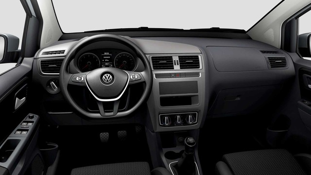 Volkswagen bị chỉ trích vì bán xe với trang bị, tính năng như 30 năm trước - Ảnh 2.