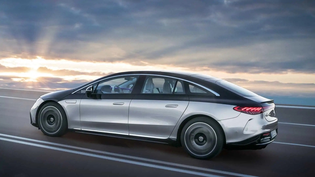 Xe Mercedes sẽ cảnh báo Nhìn kìa, ổ gà nhưng phải có ít nhất 2 điều kiện sau - Ảnh 2.