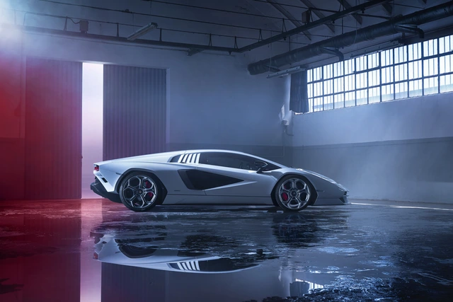Vừa mở bán, Lamborghini Countach đã có người bán lại với giá… gấp đôi - Ảnh 2.