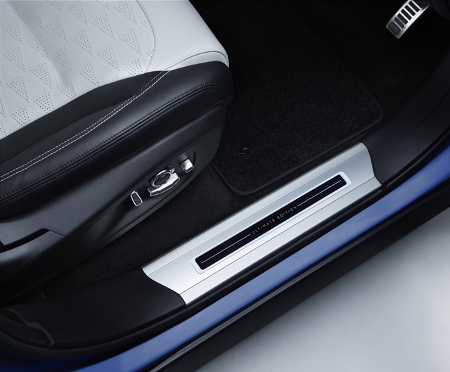 Lộ diện Range Rover Sport SVR Ultimate Edition: Đẹp không tì vết đi kèm mức giá cắt cổ - Ảnh 4.