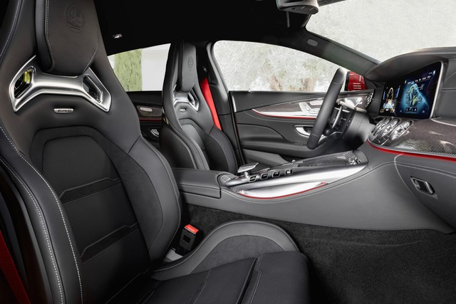 Thích xe gia đình lại đam mê tốc độ, Mercedes-AMG GT 63 E Performance là lựa chọn tham khảo mạnh hơn Lamborghini Aventador SVJ - Ảnh 6.