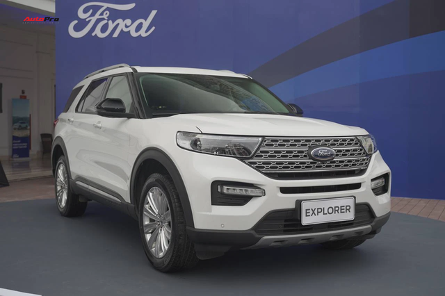 Ford Explorer 2022 giá 2,366 tỷ đồng tại Việt Nam - Trùm công nghệ phân khúc với nhiều nâng cấp vượt mặt Palisade, Teramont - Ảnh 1.