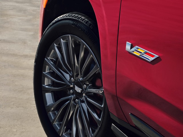 Ra mắt Cadillac Escalade-V - Siêu phẩm SUV full-size của người Mỹ - Ảnh 4.