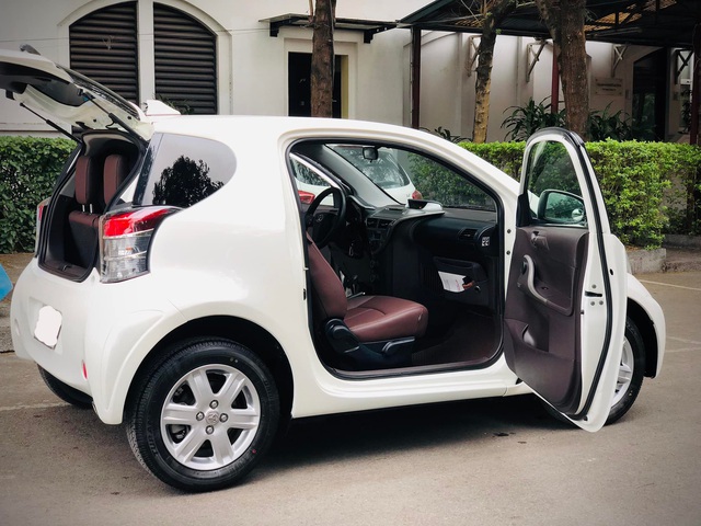 11 năm tuổi, Toyota iQ vẫn có giá bán cũ đắt ngang ngửa đàn anh Toyota Camry 2022 - Ảnh 4.