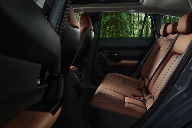 Mazda CX-50 chính thức được đưa vào lắp ráp, sẵn sàng đấu Toyota RAV4, Hyundai Tucson - Ảnh 4.
