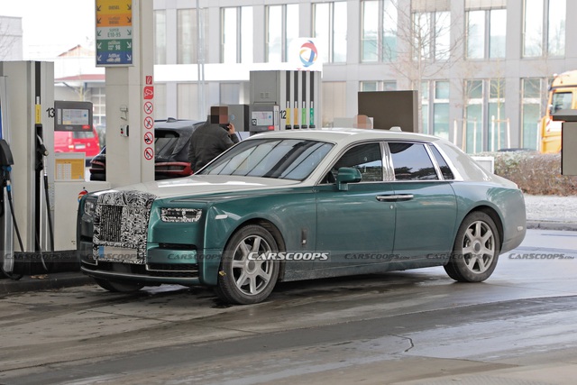 Rolls-Royce Phantom 2023 lần đầu lộ diện - Xe siêu sang đầu bảng ưa thích của đại gia Việt - Ảnh 1.