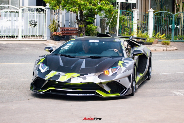 Chi tiết Lamborghini Aventador độ Duke Dynamics đầu tiên Việt Nam: Chi phí hơn 1 tỷ đồng, nhiều chi tiết giống siêu xe triệu đô Centenario - Ảnh 1.