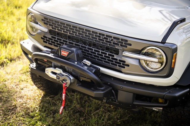 Ra mắt Ford Bronco Everglades - SUV cỡ nhỏ dành cho dân mê off-road giá quy đổi 1,2 tỷ đồng - Ảnh 5.