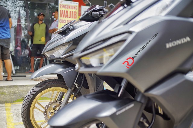 So kè Honda Vario 160 và Vario 150 tại đại lý: Nâng cấp về trang bị là thế mạnh của Vario thế hệ mới - Ảnh 8.