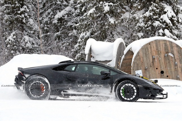 Lamborghini Huracan phiên bản mới thử sức với Urus, hứa hẹn khả năng off-road đỉnh cao - Ảnh 4.