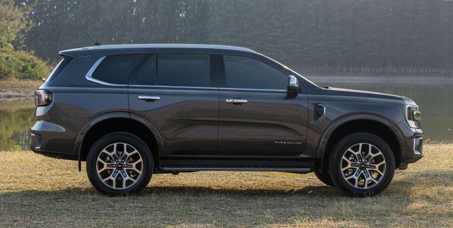 Ford Everest Raptor - Siêu phẩm làng SUV phổ thông có thể được bật đèn xanh - Ảnh 1.