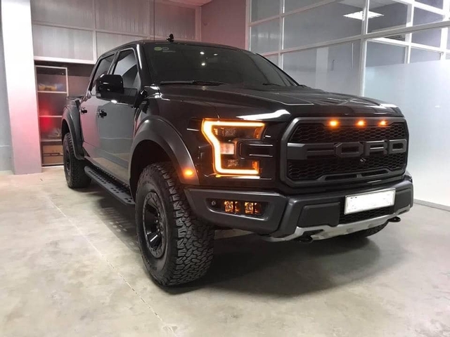 ‘Chiến hạm’ Ford F-150 Raptor 2019 siêu lướt rao bán với mức giá khẳng định rẻ hơn gần 2 tỷ so với xe mới - Ảnh 2.