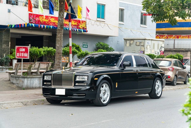 Sau 7 năm, Rolls-Royce Phantom vẫn là cả một gia tài với định giá 32 tỷ đồng - Ảnh 7.