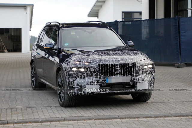 BMW X7 2023 bất ngờ lộ diện với kiểu sắp đặt đèn pha giống VinFast Lux SA2.0 và Hyundai Santa Fe - Ảnh 2.