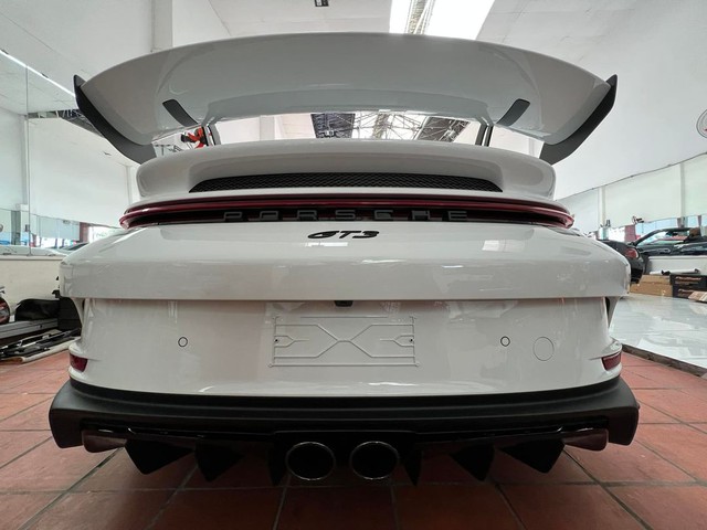 Bộ tứ Porsche 911 được ông Đặng Lê Nguyên Vũ sắm từ đầu năm: Đều là xe thế hệ mới, có chiếc độc nhất Việt Nam - Ảnh 3.