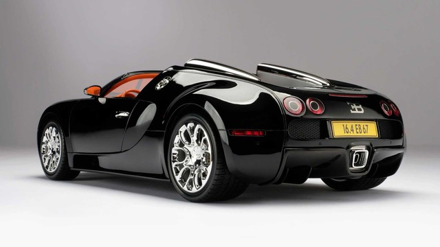 13 năm sau ngày ra mắt, Bugatti Veyron Grand Sport bất ngờ có phiên bản mới - Ảnh 2.
