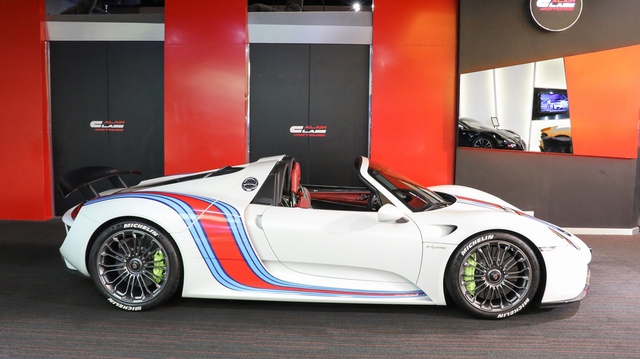 Mua siêu xe 200 tỷ chưa lâu, đại gia Hoàng Kim Khánh khớp lệnh thêm siêu phẩm Porsche 918 Spyder bản đặc biệt có giá cao ngất ngưởng - Ảnh 7.